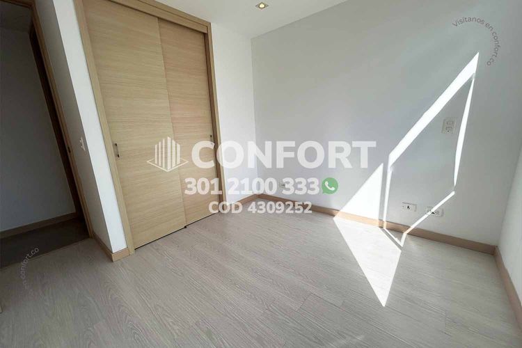 Apartamento de 2 alcobas en arriendo en Loma Del Esmeraldal, Envigado, 77 m² · foto 8 de 24