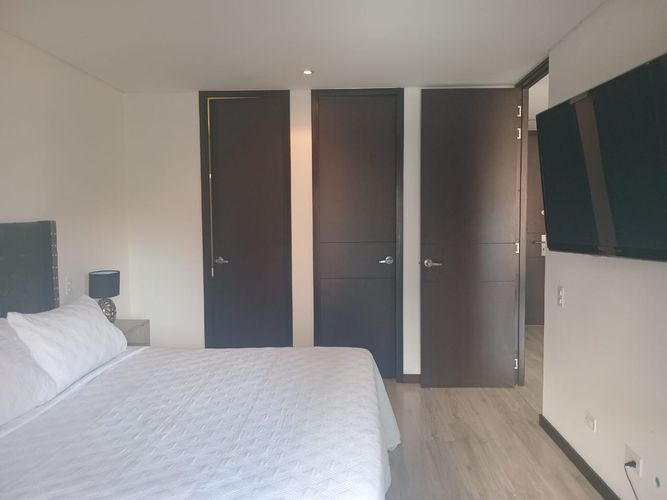 Apartamento de 2 alcobas en arriendo en El Poblado, Medellín, 100 m² · foto 9 de 15