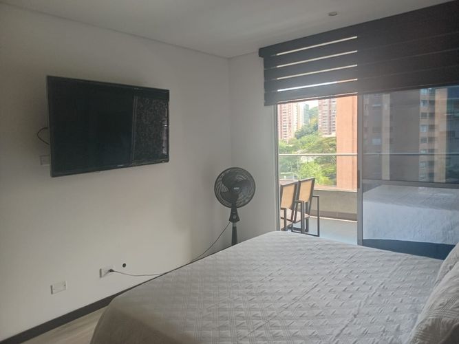 Apartamento de 2 alcobas en arriendo en El Poblado, Medellín, 100 m² · foto 11 de 15