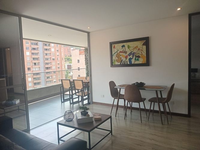 Apartamento de 2 alcobas en arriendo en El Poblado, Medellín, 100 m² · foto 3 de 15