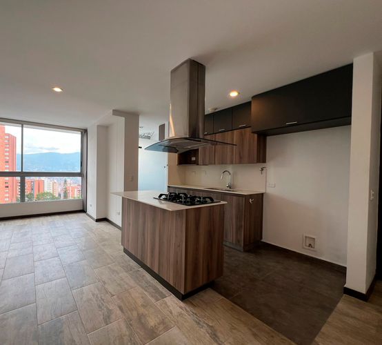 Apartamento de 3 alcobas en arriendo en Loma Del Esmeraldal, Envigado, 85 m² · foto 6 de 16