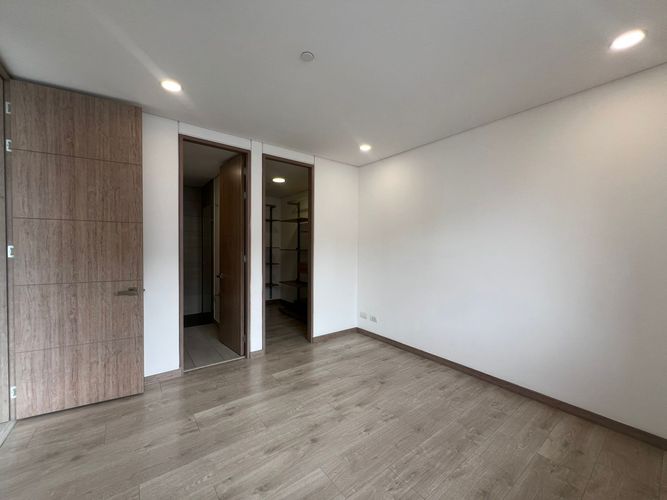 Apartamento de 2 alcobas en arriendo en Montessori, Envigado, 75 m² · foto 9 de 17