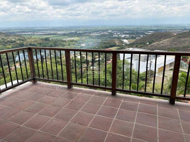 Casa de 3 alcobas en venta en Arroyohondo, Yumbo, 630 m² · foto 4 de 24