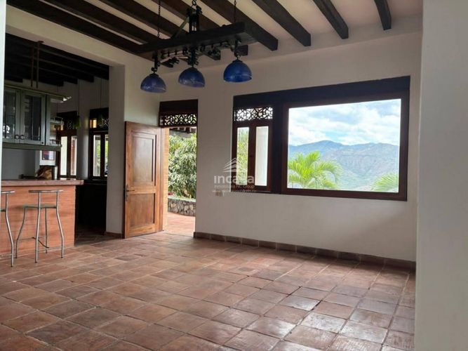 Casa de 3 alcobas en venta en Arroyohondo, Yumbo, 630 m² · foto 18 de 24