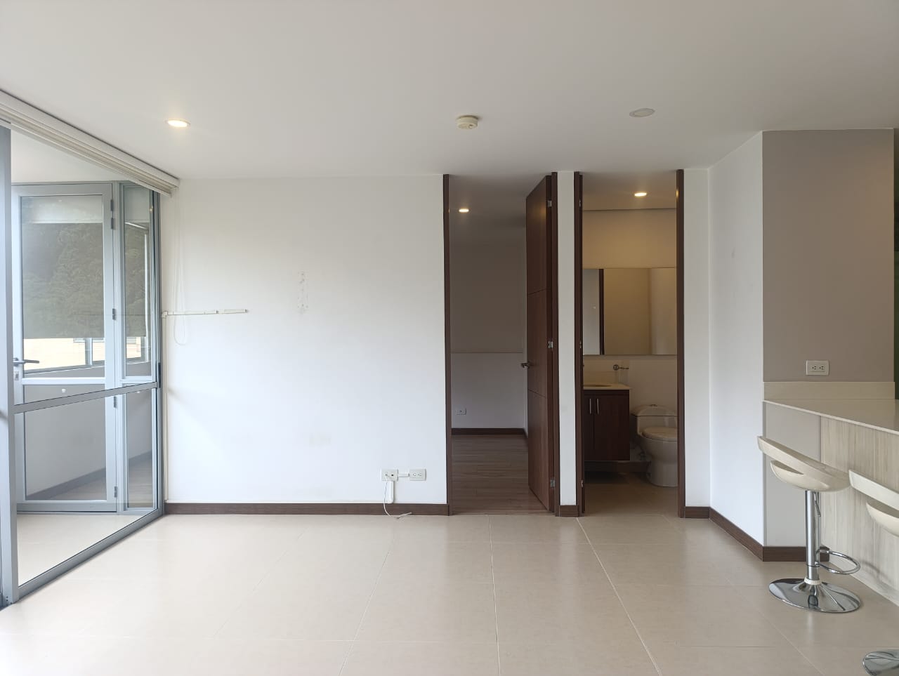 Apartaestudio en arriendo en El Poblado, Medellín · foto 3 de 15