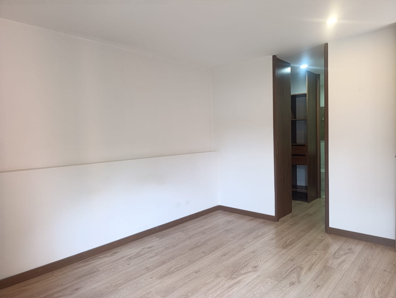 Apartaestudio en arriendo en El Poblado, Medellín · foto 11 de 15