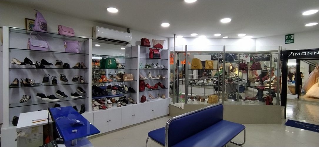Local en venta en La Candelaria, Medellín, 70 m² · foto 3 de 12