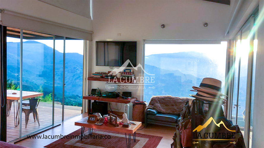 Casa de 4 alcobas en venta en Las Palmas, Medellín, 520 m² · foto 4 de 14