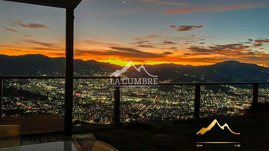 Casa de 4 alcobas en venta en Las Palmas, Medellín, 520 m² · foto 14 de 14