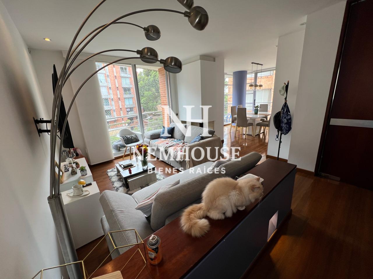 Apartamento en venta en Los Rosales, Bogotá · foto 2 de 24