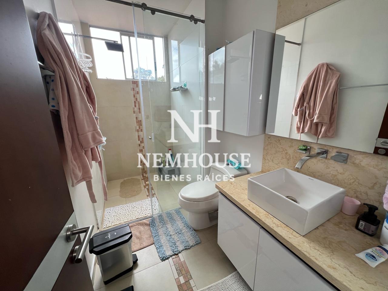Apartamento en venta en Los Rosales, Bogotá · foto 20 de 24