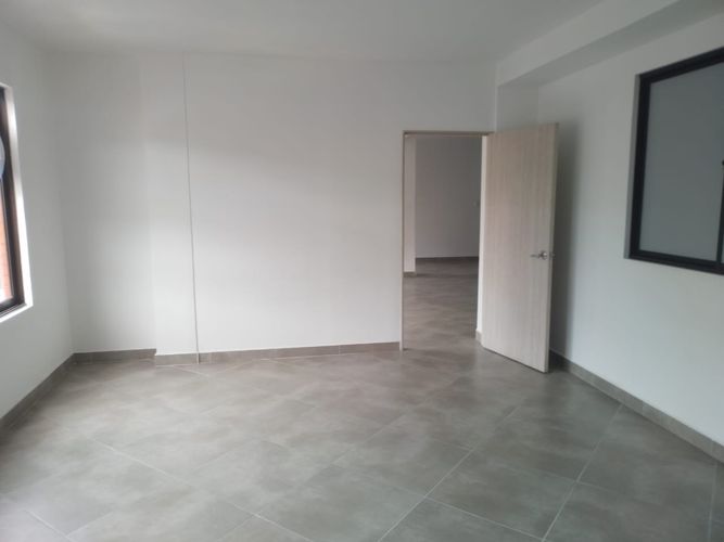 Local en arriendo en Camino Verde, Envigado, 180 m² · foto 4 de 11