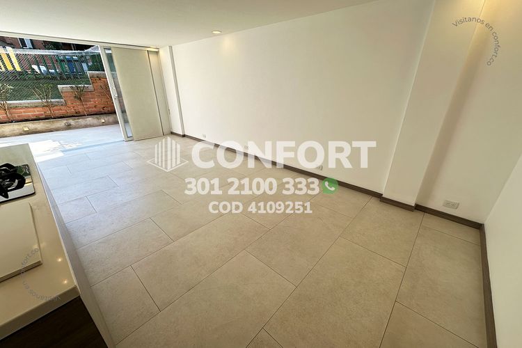 Apartamento de 2 alcobas en arriendo en Castropol, Medellín, 160 m² · foto 2 de 24