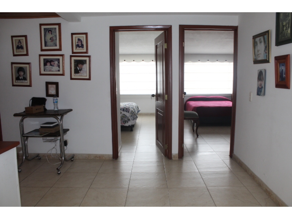 Casa en venta en Las Villas, Bogotá · foto 11 de 23