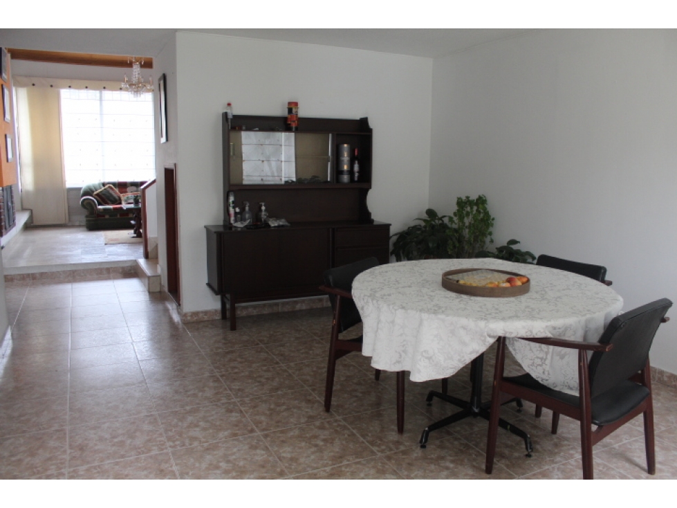 Casa en venta en Las Villas, Bogotá · foto 14 de 23