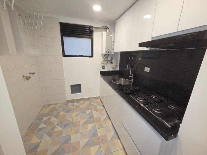 Apartaestudio en venta en Teusaquillo, Bogotá, 47 m² · foto 3 de 6