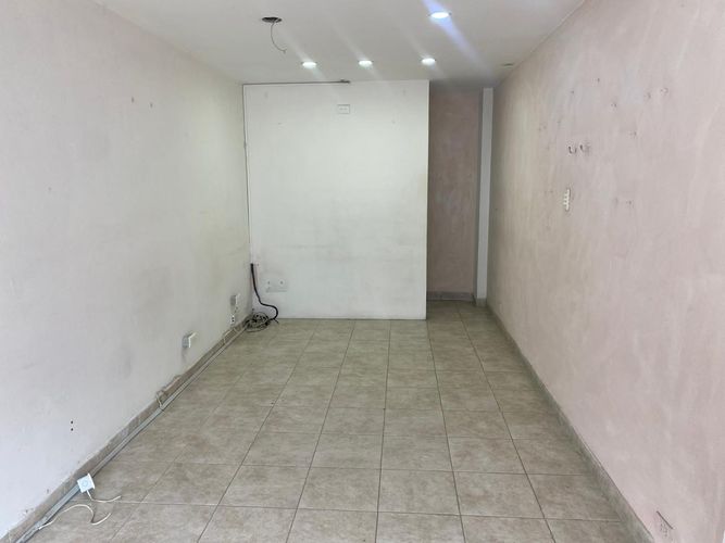 Local en arriendo en El Poblado, Medellín, 35 m² · foto 9 de 13