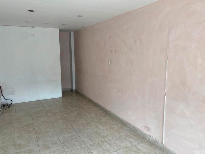 Local en arriendo en El Poblado, Medellín, 35 m² · foto 3 de 13