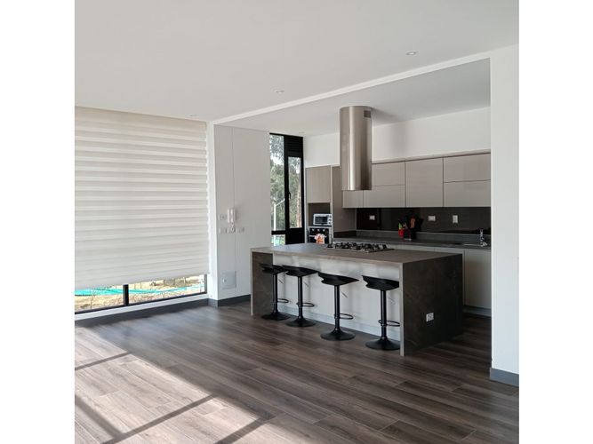 Apartamento de 3 alcobas en venta en Cerros De Suba, Bogotá, 165 m² · foto 17 de 24