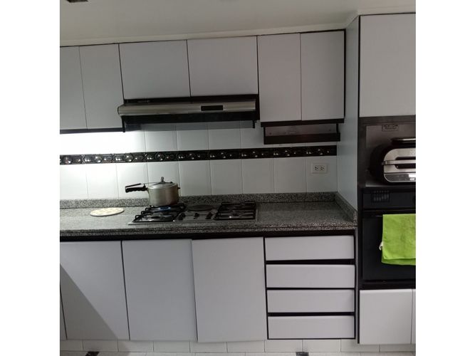 Casa de 4 alcobas en venta en Pontevedra, Bogotá, 277 m² · foto 15 de 24