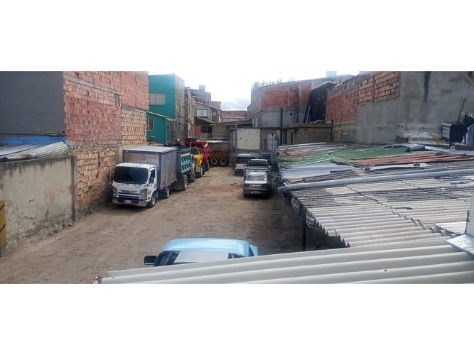 Casa de 3 alcobas en venta en Barrancas Norte, Bogotá, 279 m² · foto 7 de 9