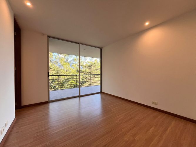 Apartamento de 3 alcobas en arriendo en El Poblado, Medellín, 170 m² · foto 4 de 20