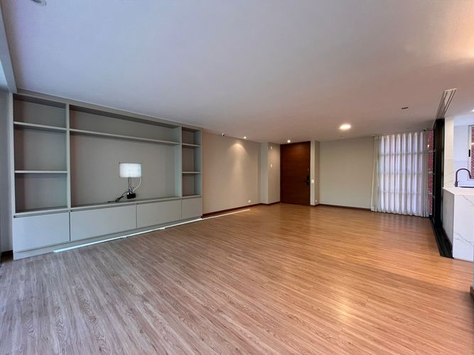 Apartamento de 3 alcobas en arriendo en El Poblado, Medellín, 170 m² · foto 5 de 20
