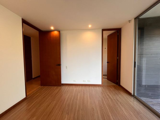 Apartamento de 3 alcobas en arriendo en El Poblado, Medellín, 170 m² · foto 17 de 20