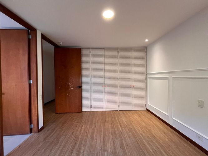 Apartamento de 3 alcobas en arriendo en El Poblado, Medellín, 170 m² · foto 16 de 20