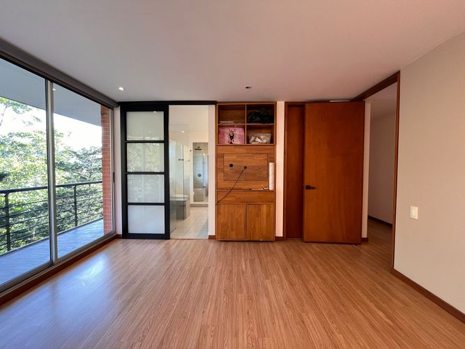 Apartamento de 3 alcobas en arriendo en El Poblado, Medellín, 170 m² · foto 13 de 20