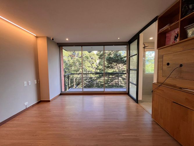 Apartamento de 3 alcobas en arriendo en El Poblado, Medellín, 170 m² · foto 3 de 20