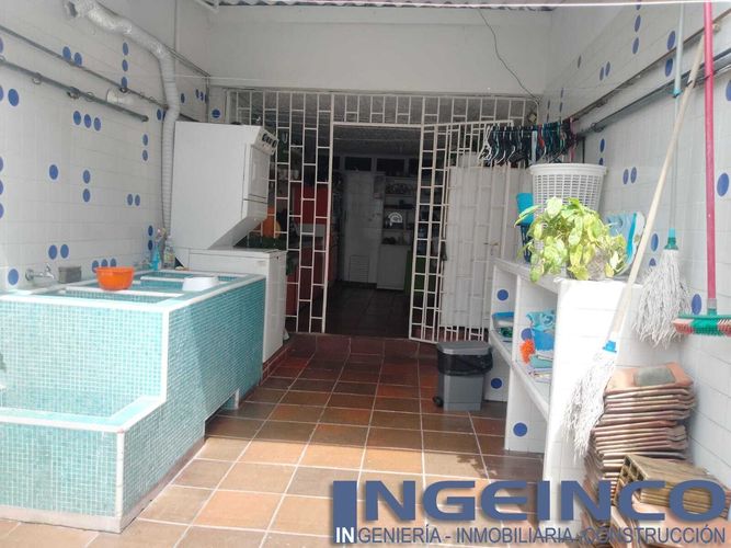 Casa de 5 alcobas en venta en Caudal Norte Oriental, Villavicencio, 317 m² · foto 23 de 24