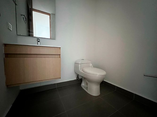 Apartamento de 3 alcobas en venta en Loma De Las Brujas, Envigado, 130 m² · foto 17 de 19