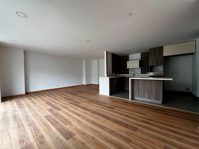 Apartamento de 3 alcobas en venta en Loma De Las Brujas, Envigado, 130 m² · foto 5 de 19