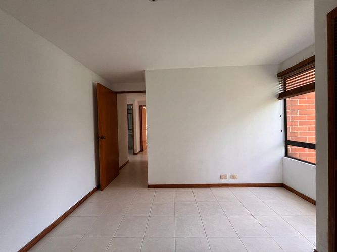Apartamento de 3 alcobas en arriendo en El Poblado, Medellín, 134 m² · foto 16 de 19