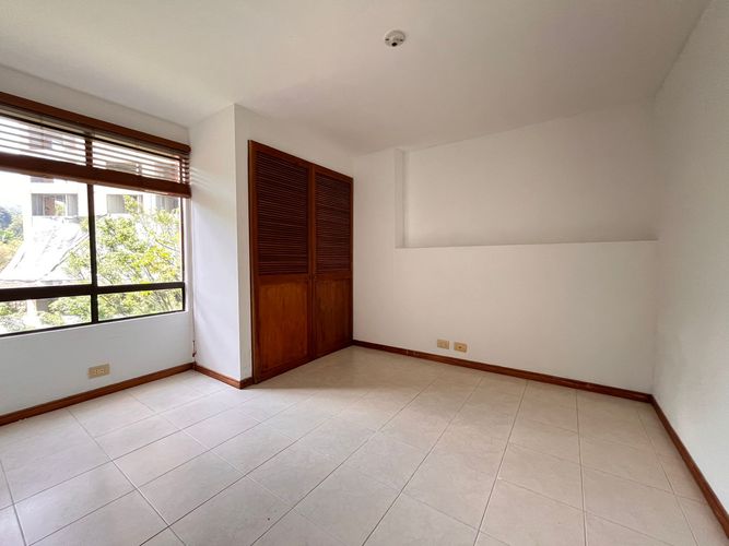 Apartamento de 3 alcobas en arriendo en El Poblado, Medellín, 134 m² · foto 13 de 19