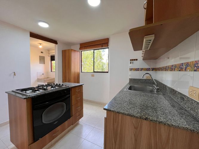 Apartamento de 3 alcobas en arriendo en El Poblado, Medellín, 134 m² · foto 8 de 19