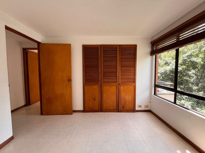Apartamento de 3 alcobas en arriendo en El Poblado, Medellín, 134 m² · foto 18 de 19