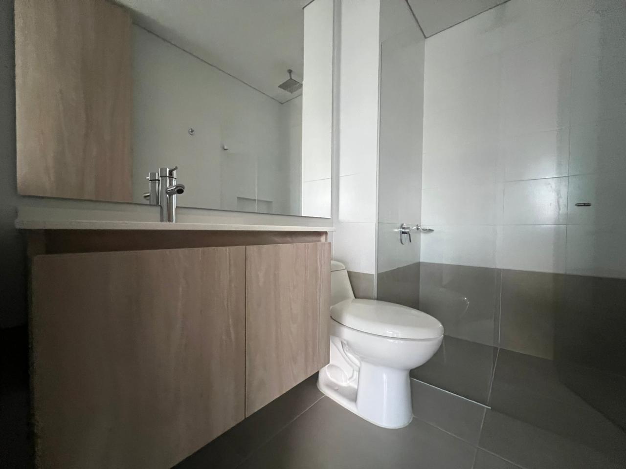 Apartamento en arriendo en Cumbres, Envigado · foto 13 de 14