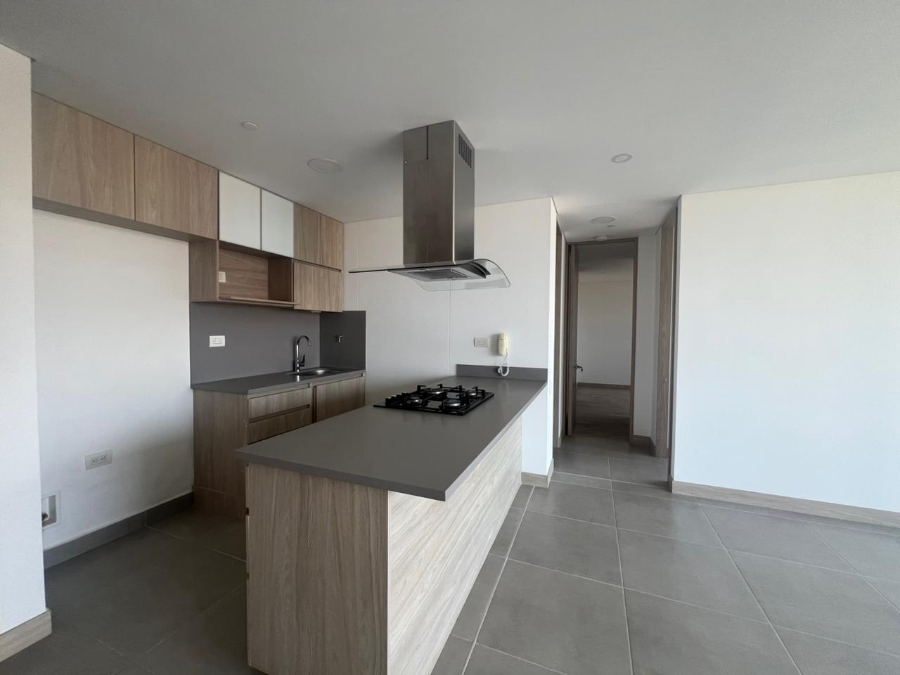 Apartamento en arriendo en Cumbres, Envigado · foto 5 de 14