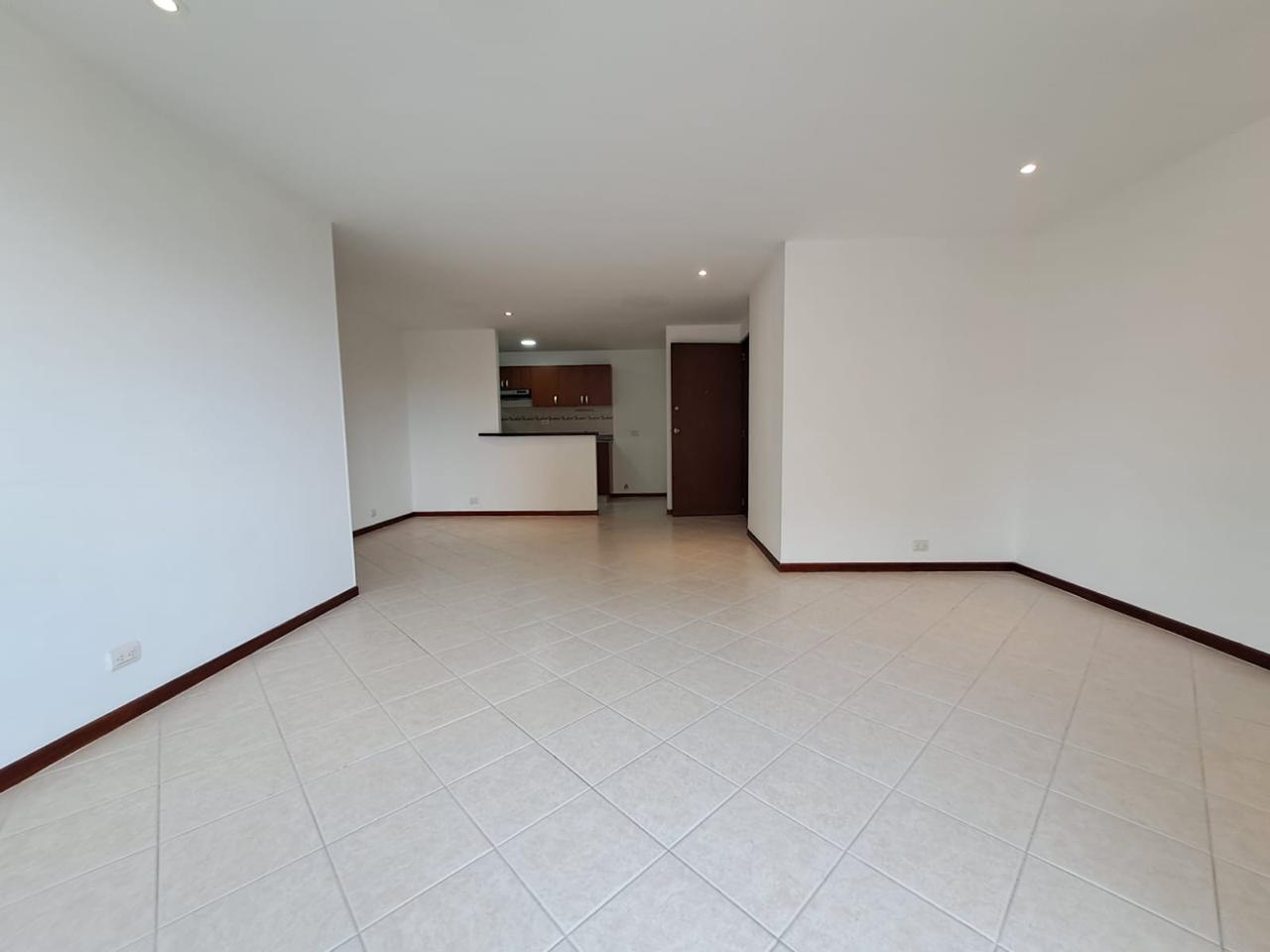Apartamento en arriendo en El Poblado, Medellín · foto 5 de 10