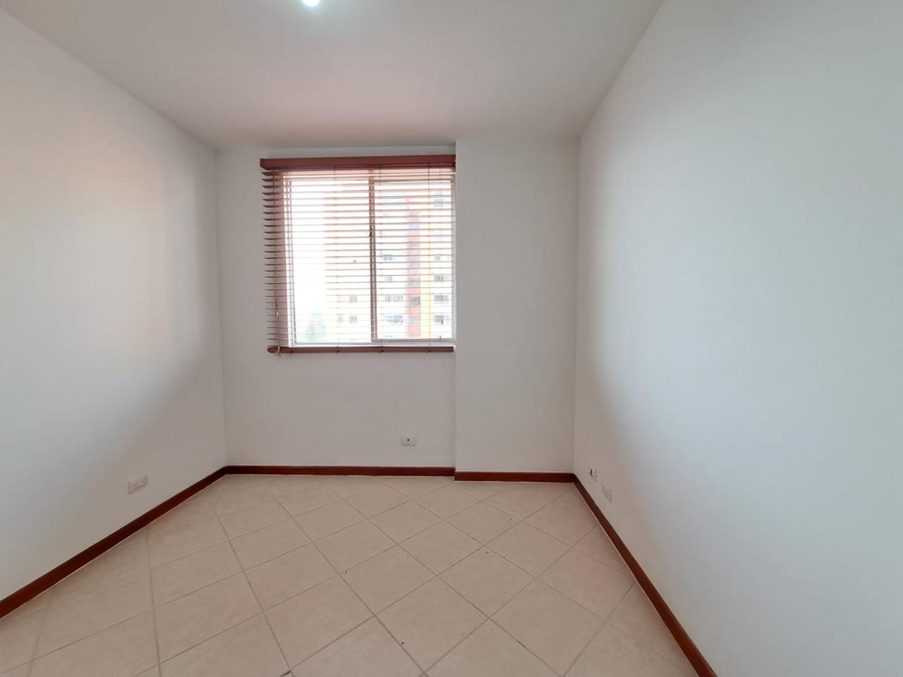 Apartamento en arriendo en El Poblado, Medellín · foto 8 de 10