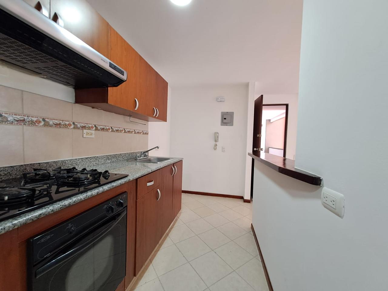Apartamento en arriendo en El Poblado, Medellín · foto 2 de 10
