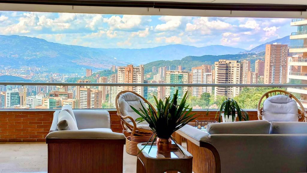 Apartamento en venta en El Poblado, Medellín [No disponible] 4