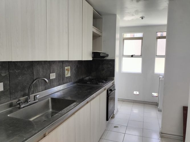 Apartamento de 2 alcobas en arriendo en El Poblado, Medellín, 72 m² · foto 3 de 16