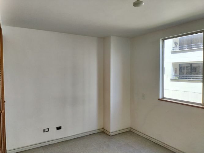 Apartamento de 2 alcobas en arriendo en El Poblado, Medellín, 72 m² · foto 9 de 16