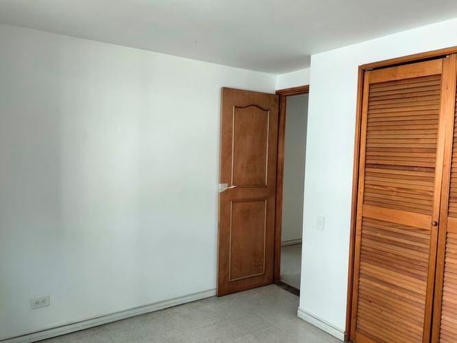 Apartamento de 2 alcobas en arriendo en El Poblado, Medellín, 72 m² · foto 11 de 16