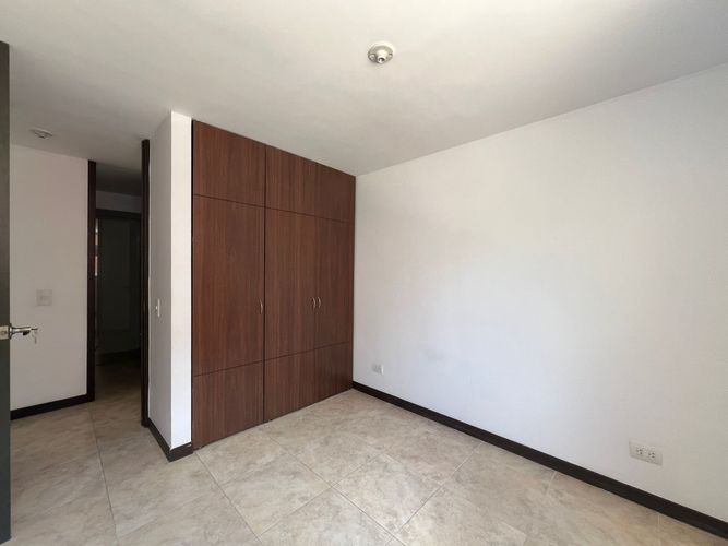 Apartamento de 3 alcobas en arriendo en Cumbres, Envigado, 73 m² · foto 15 de 15