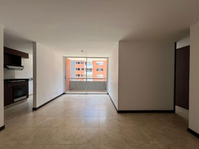 Apartamento de 3 alcobas en arriendo en Cumbres, Envigado, 73 m² · foto 6 de 15