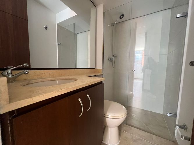 Apartamento de 3 alcobas en arriendo en Cumbres, Envigado, 73 m² · foto 14 de 15
